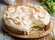 Easy Lemon Meringue Pie Recipe: A Step-by-Step Guide To Baking The Perfect Dessert