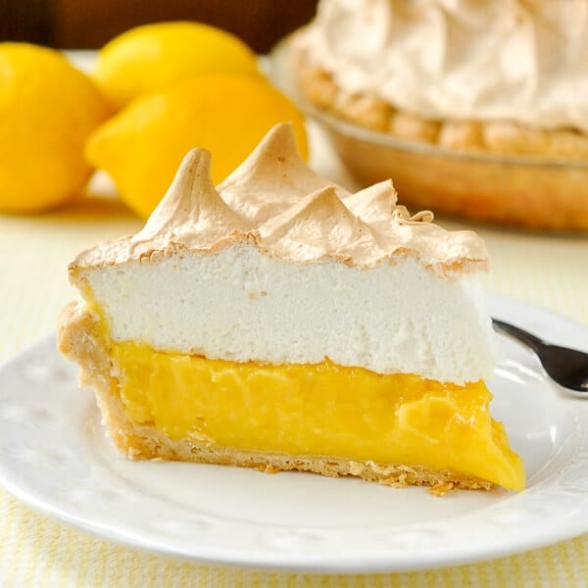 Niche Utama 1 The Very Best Homemade Lemon Meringue Pie