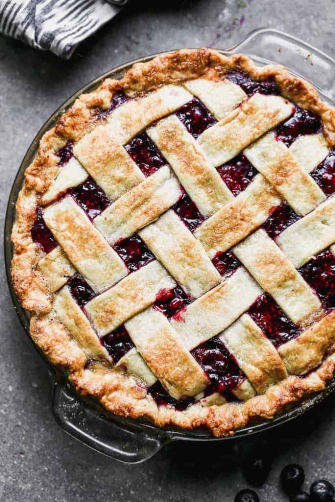 Easy And Delicious Blackberry Pie Recipe: A Step-by-Step Guide To Baking This Sweet Treat!