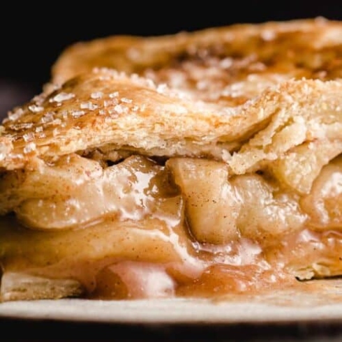 Craving A Flaky Apple Pie? Learn How To Bake The Perfect Dessert From Scratch!