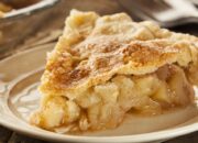 Deliciously Warm: A Step-by-Step Guide To Heating Up Your Apple Pie