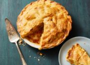 Spice Up Your Dessert Game: The Ultimate Guide To Heating Up Apple Pie Like A Pro