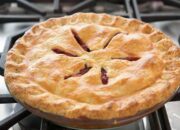 Sweet And Tart: A Delectable Guide To Baking The Perfect Rhubarb Pie